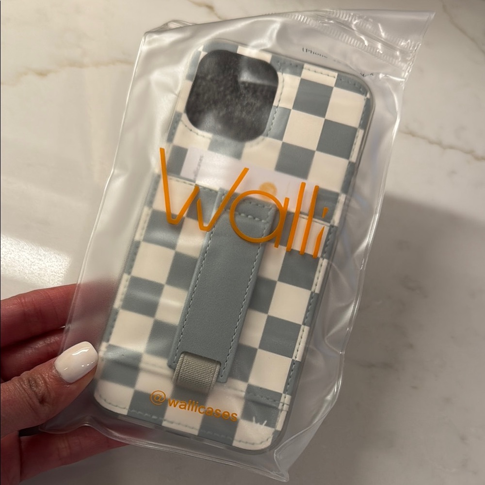 Wallis Checkered Phone Case - Gray and White